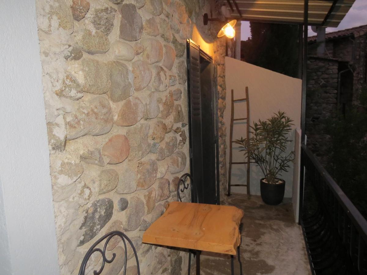 Chez Cecile Et Mickael Bed & Breakfast Saint-Fortunat-sur-Eyrieux Exterior photo